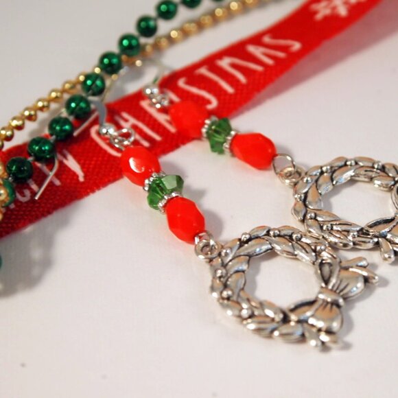 Christmas Wreath Earrings Dangle Pierced or Clip-on Earrings Silver Earrings - Picture 2 of 6